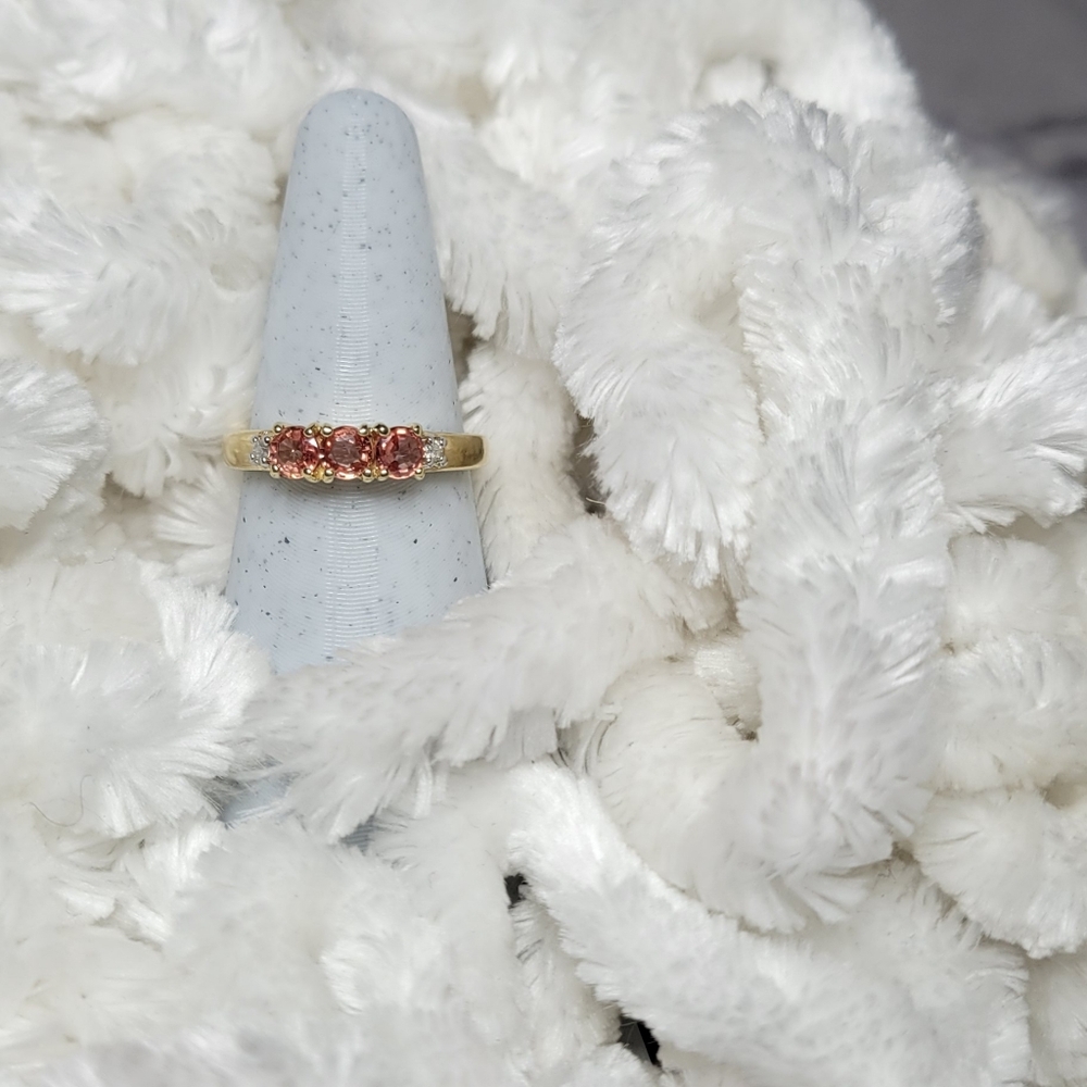 14K Yellow Gold Ceylon Padparadscha Sapphire Ring